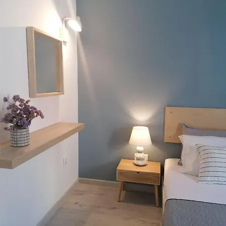 Apartment Blue Ampavris